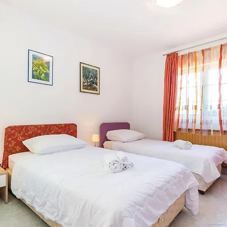 Gorgeous In With Wifi Apartment Smrika